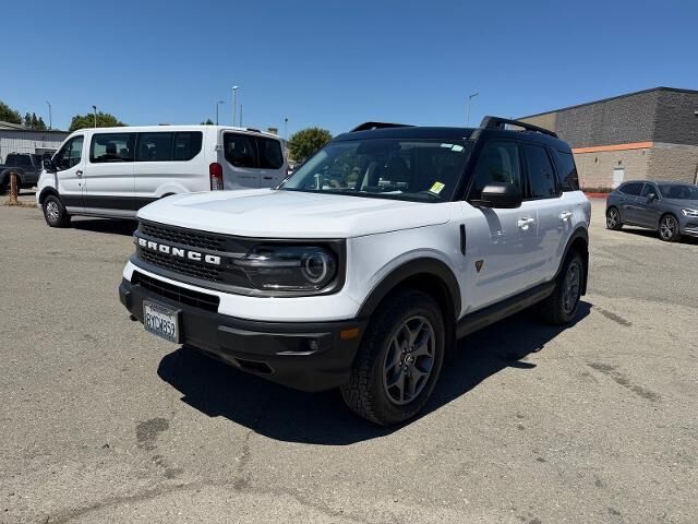 2021 Ford Bronco Sport Badlands — photo 1 of 13