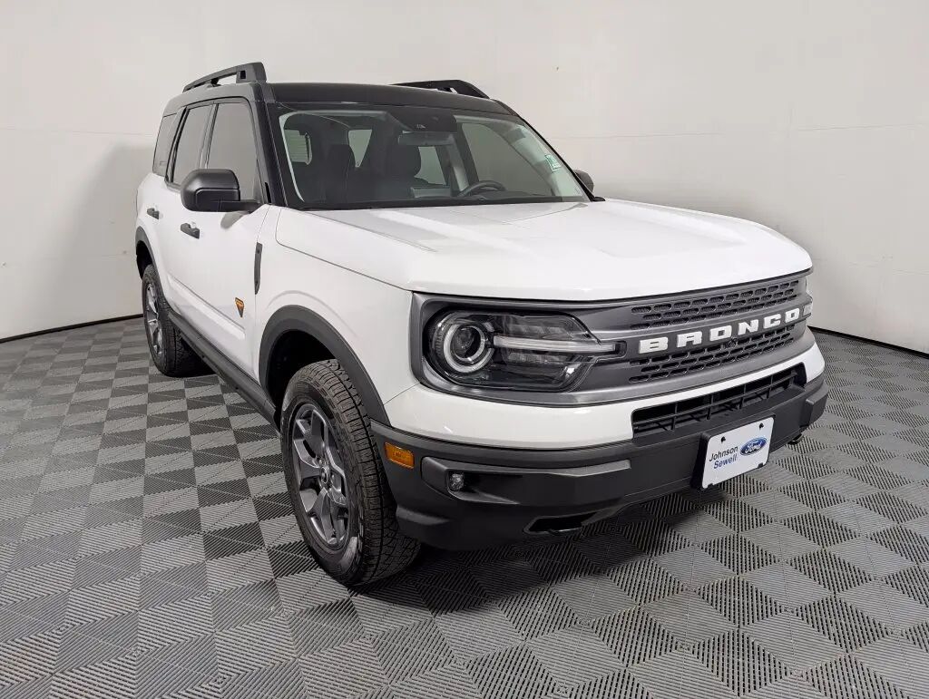 2024 Ford Bronco Sport Badlands — photo 1 of 13