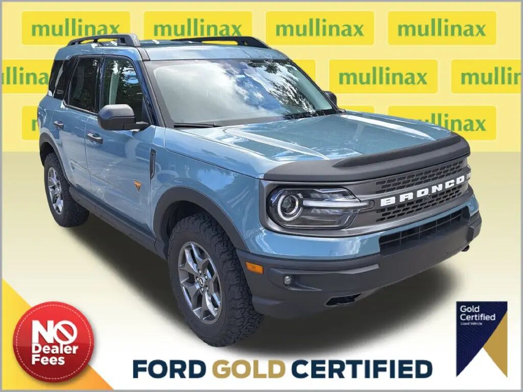 2023 Ford Bronco Sport Badlands — photo 1 of 13