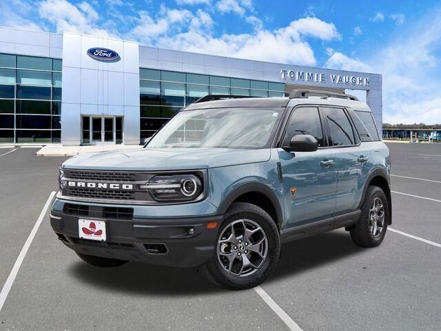 2023 Ford Bronco Sport Badlands — photo 1 of 13