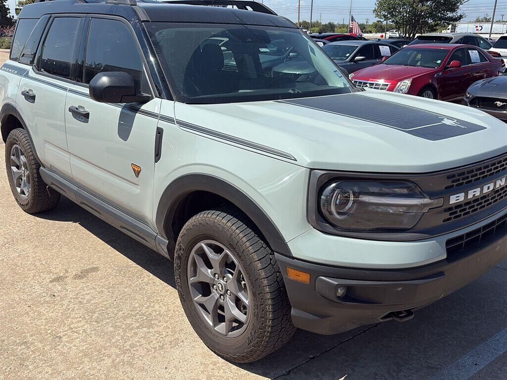 2024 Ford Bronco Sport Badlands — photo 1 of 1