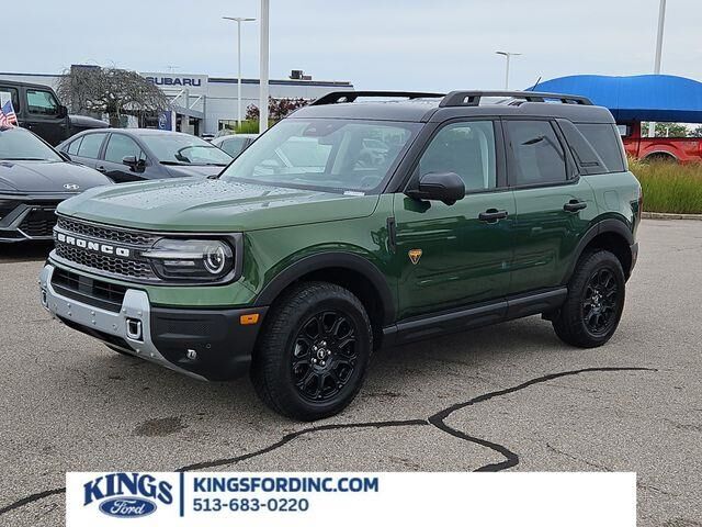 2025 Ford Bronco Sport Badlands — photo 1 of 21
