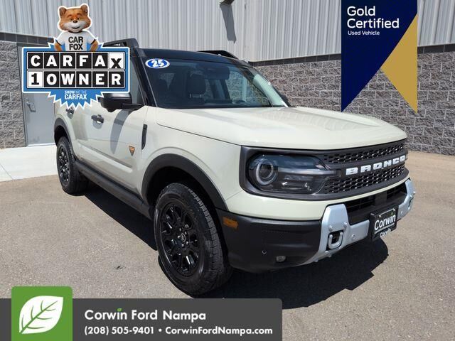 2025 Ford Bronco Sport Badlands — photo 1 of 8