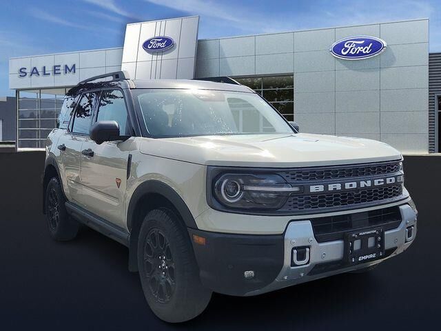 2025 Ford Bronco Sport Badlands — photo 1 of 26