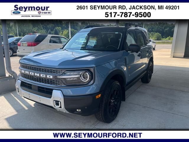 2025 Ford Bronco Sport Badlands — photo 1 of 13