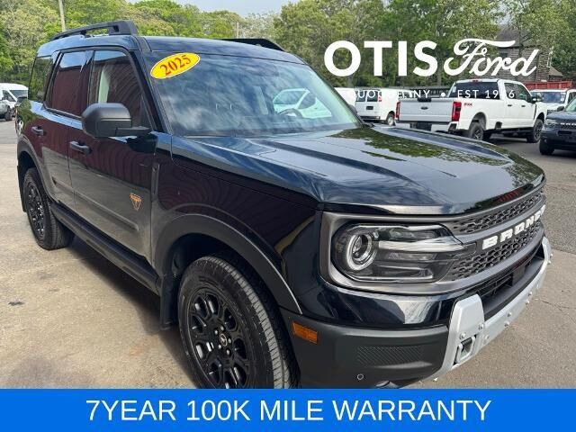 2025 Ford Bronco Sport Badlands — photo 1 of 26