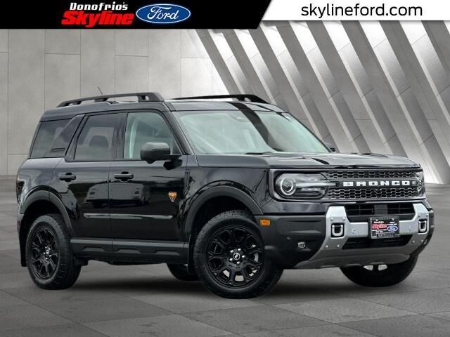 2025 Ford Bronco Sport Badlands — photo 1 of 26