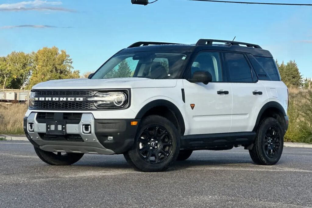 2025 Ford Bronco Sport Badlands — photo 1 of 13