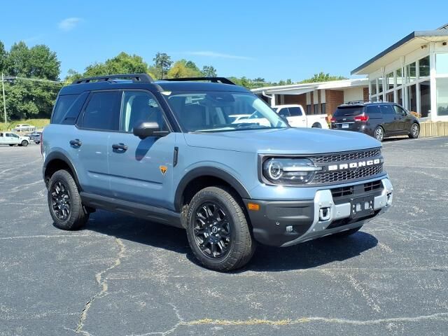 2025 Ford Bronco Sport Badlands — photo 1 of 13