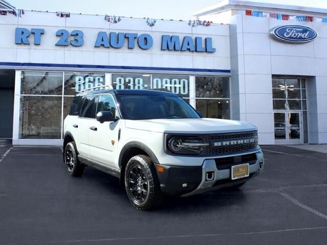 2025 Ford Bronco Sport Badlands — photo 1 of 13