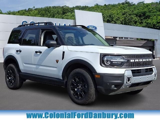 2025 Ford Bronco Sport Badlands — photo 1 of 26