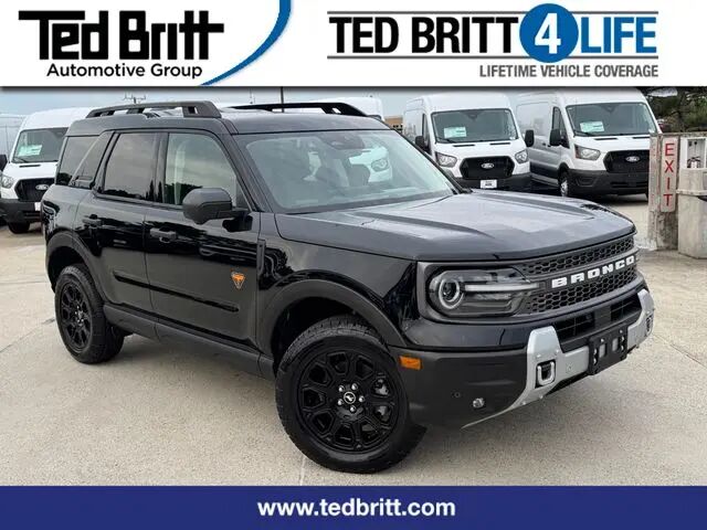 2025 Ford Bronco Sport Badlands — photo 1 of 13