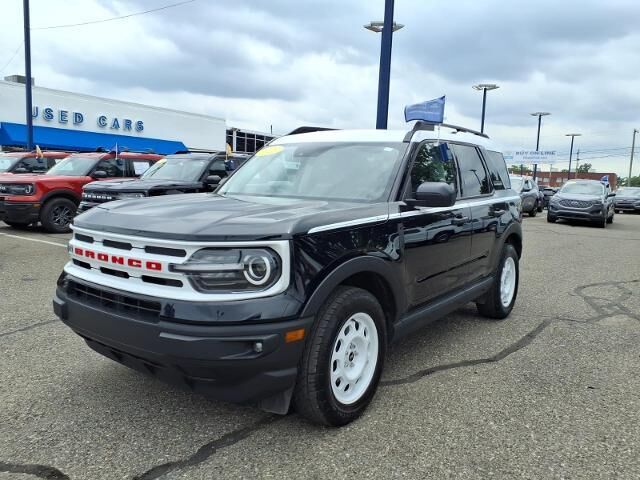 2023 Ford Bronco Sport Heritage — photo 1 of 13