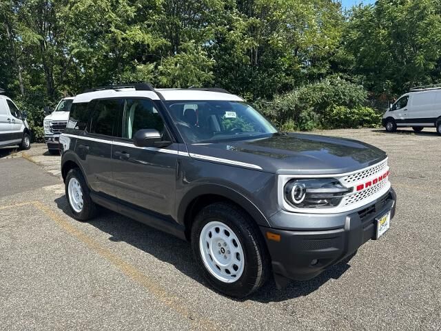 2026 Ford Bronco Sport Heritage — photo 1 of 13