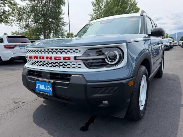 2025 Ford Bronco Sport Heritage — photo 1 of 26