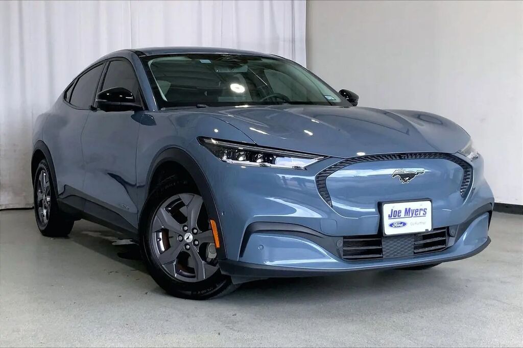 2023 Ford Mustang Mach-E Select — photo 1 of 27