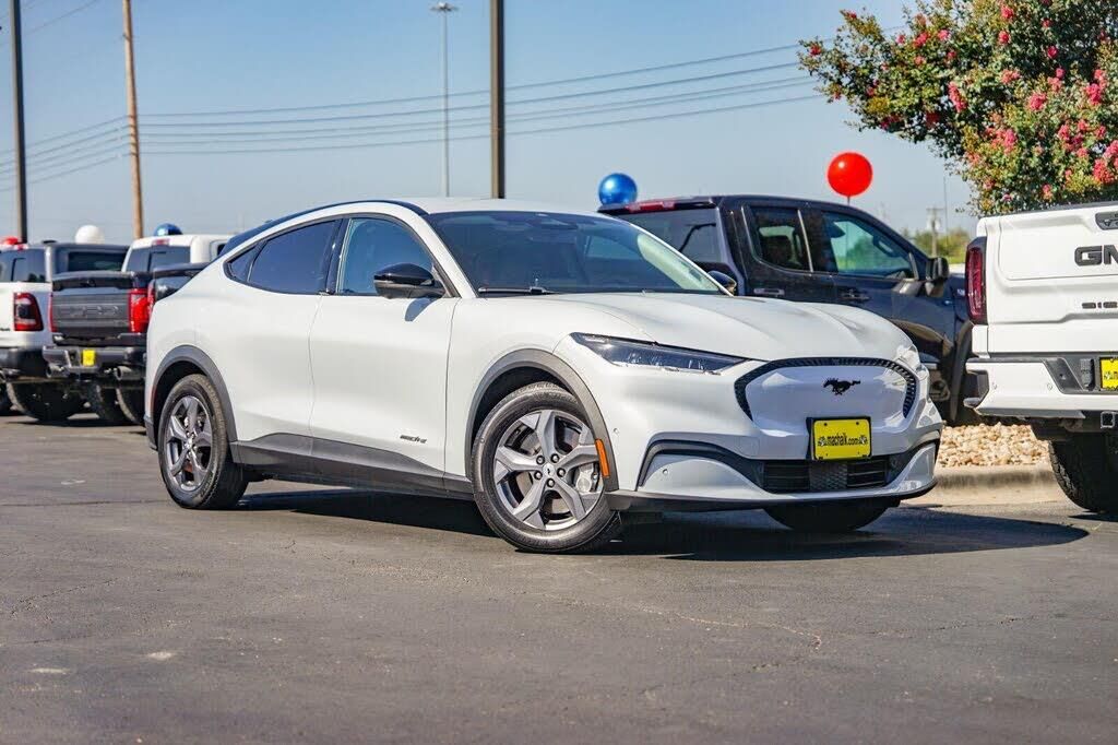 2023 Ford Mustang Mach-E Select — photo 1 of 2