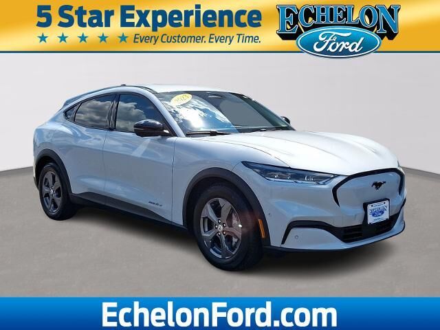 2023 Ford Mustang Mach-E Select — photo 1 of 13