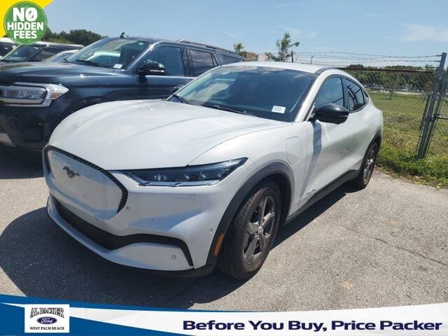 2023 Ford Mustang Mach-E Select — photo 1 of 39