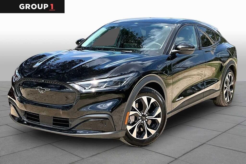 2025 Ford Mustang Mach-E Select — photo 1 of 1