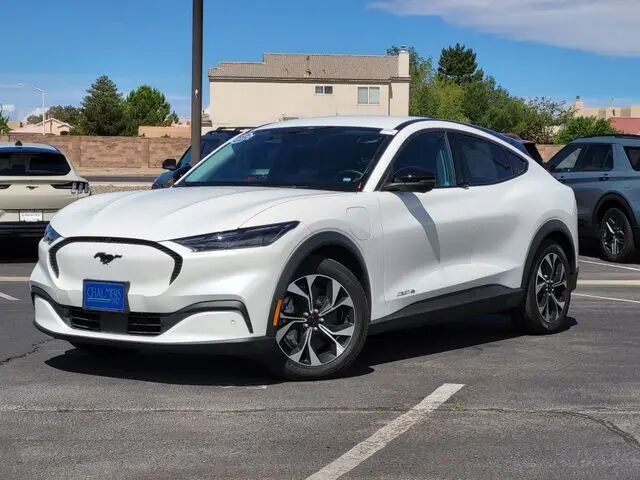2025 Ford Mustang Mach-E Select — photo 1 of 13