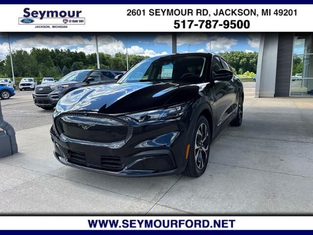 2025 Ford Mustang Mach-E Select — photo 1 of 12