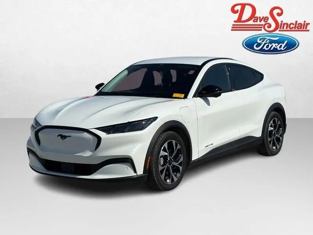 2025 Ford Mustang Mach-E Select — photo 1 of 16