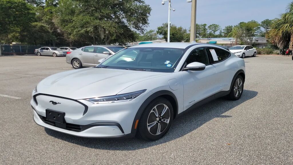 2022 Ford Mustang Mach-E Select — photo 1 of 39