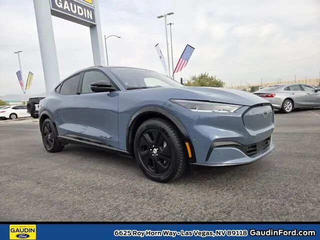 2023 Ford Mustang Mach-E California Route 1