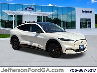 2022 Ford Mustang Mach-E California Route 1