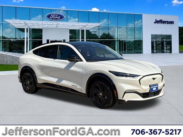 2022 Ford Mustang Mach-E California Route 1