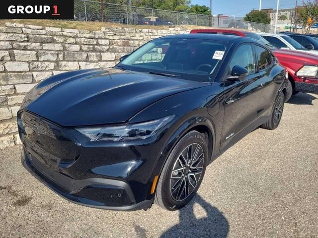 2025 Ford Mustang Mach-E Premium — photo 1 of 2