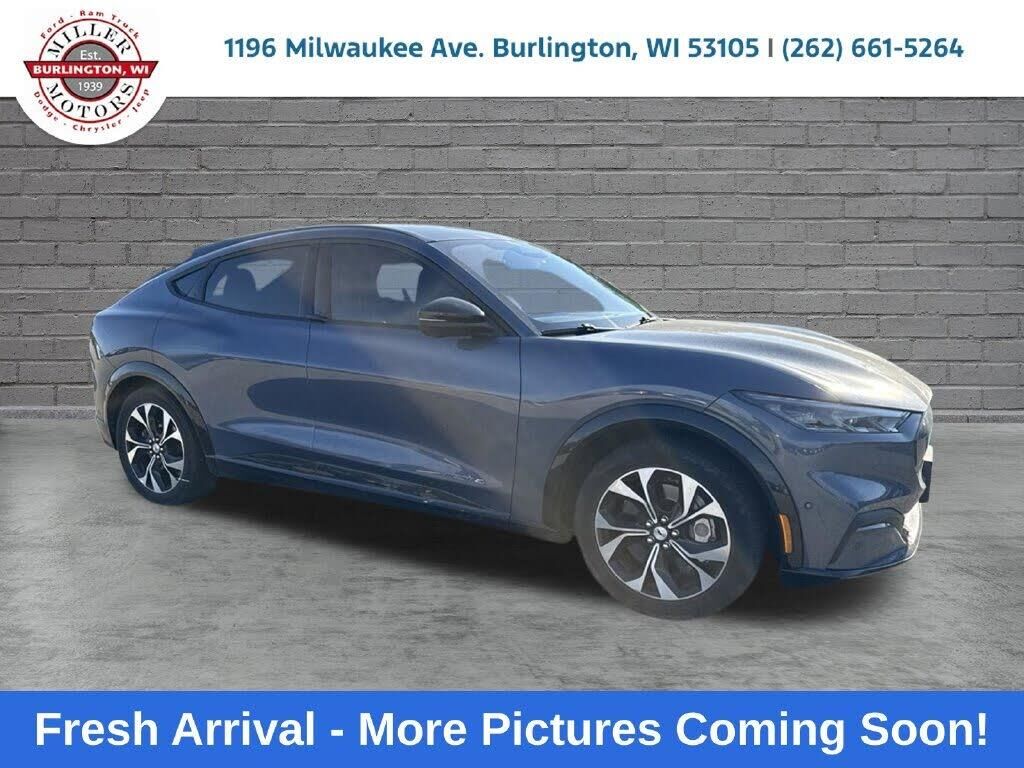2021 Ford Mustang Mach-E Premium — photo 1 of 1