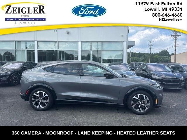 2023 Ford Mustang Mach-E Premium — photo 1 of 1