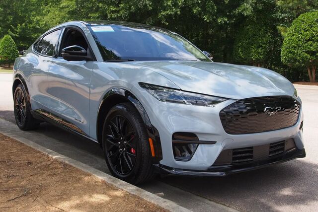 2025 Ford Mustang Mach-E Premium