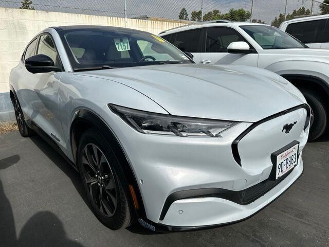 2021 Ford Mustang Mach-E Premium — photo 1 of 4
