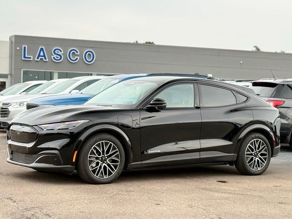 2025 Ford Mustang Mach-E Premium — photo 1 of 14