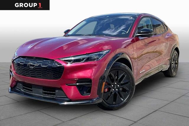 2025 Ford Mustang Mach-E Premium