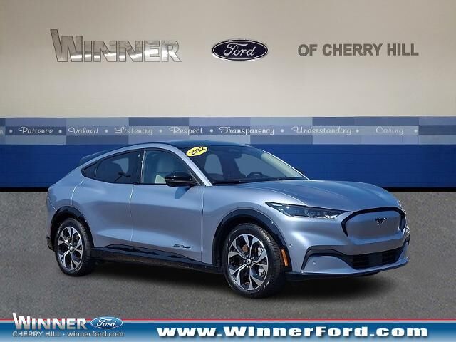 2022 Ford Mustang Mach-E Premium