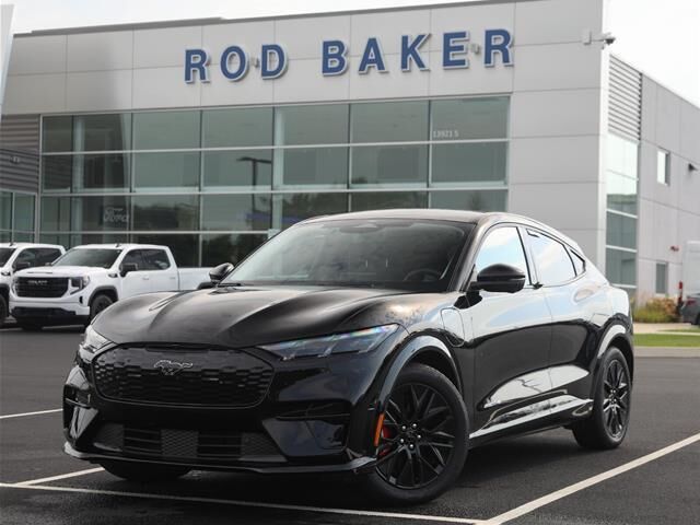 2025 Ford Mustang Mach-E Premium — photo 1 of 26