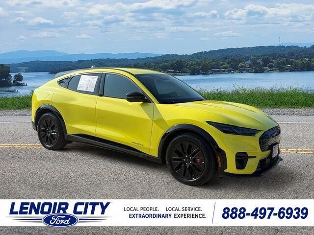 2025 Ford Mustang Mach-E Premium