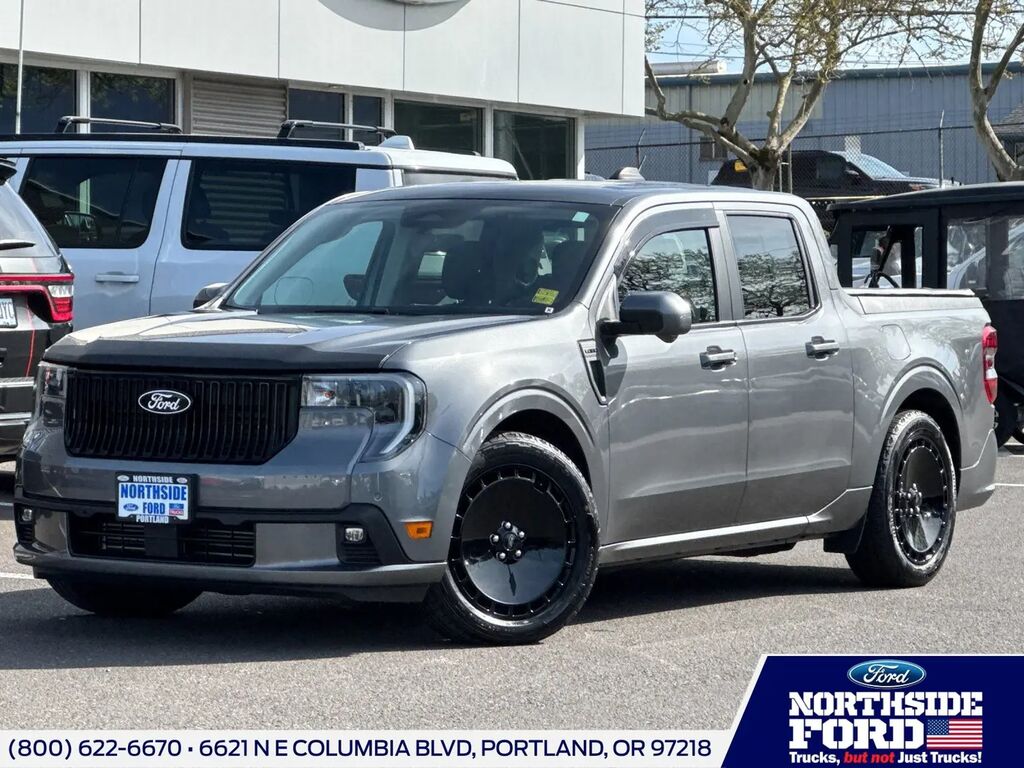 2025 Ford Maverick Lobo — photo 1 of 13