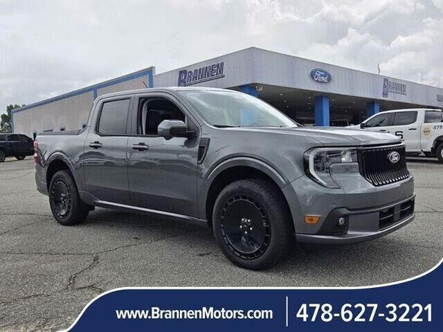 2025 Ford Maverick Lobo