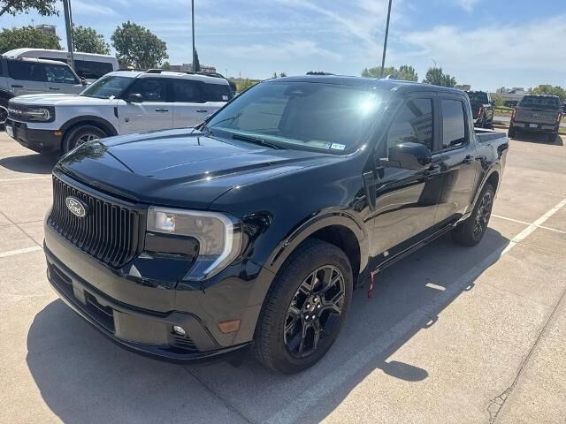 2025 Ford Maverick Lobo — photo 1 of 26