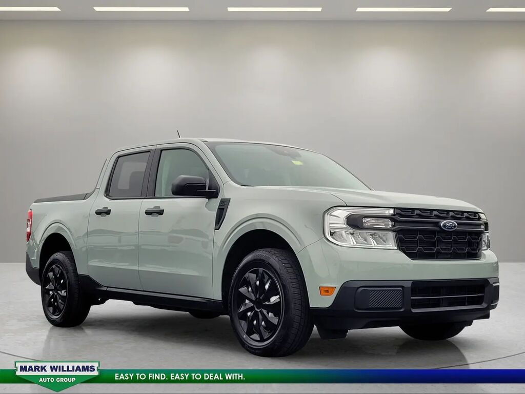 2024 Ford Maverick XL — photo 1 of 13