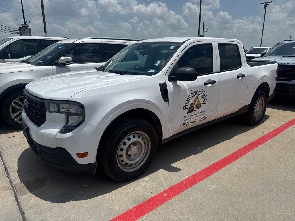 2026 Ford Maverick XL — photo 1 of 4