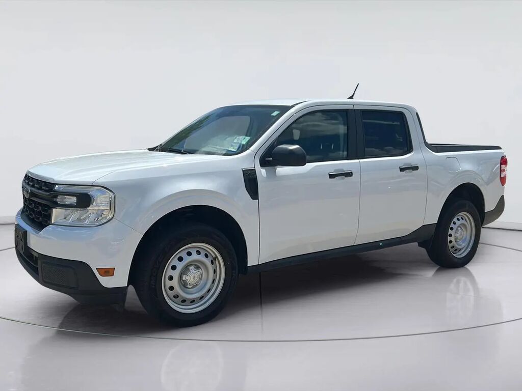 2024 Ford Maverick XL — photo 1 of 23