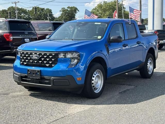 2026 Ford Maverick XL — photo 1 of 13