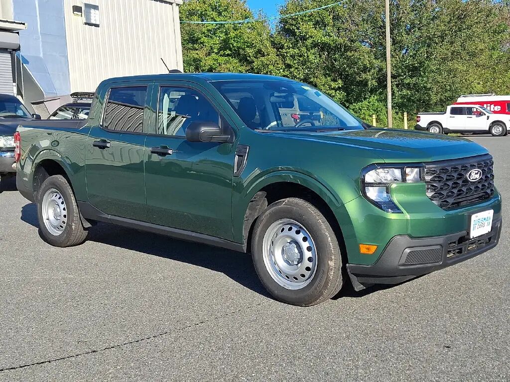 2025 Ford Maverick XL — photo 1 of 13