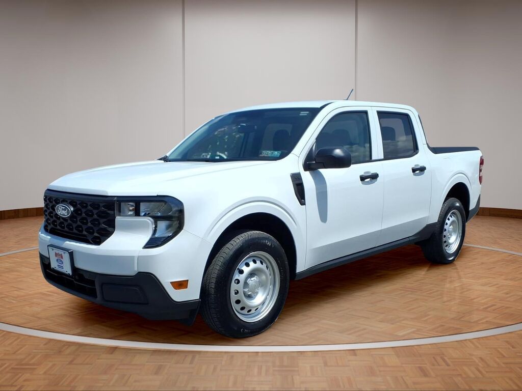 2025 Ford Maverick — photo 1 of 13